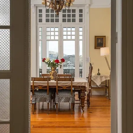 Apartment 1930's Neoclassical In The Heart Of Athen